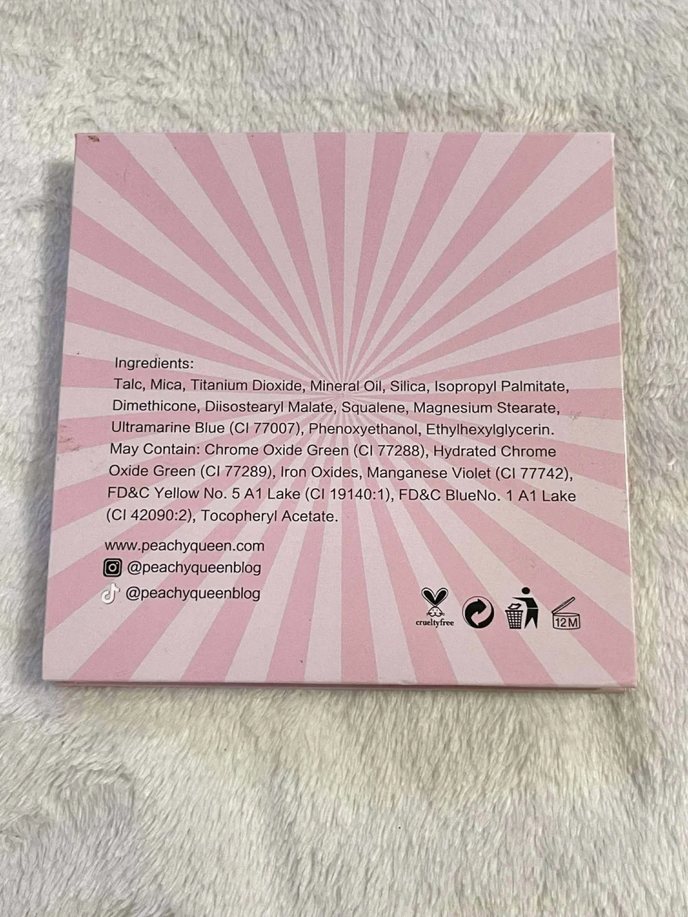 Peachy Queen Know Im Extra Avocado Eyeshadow Palette